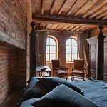 Casa Del Campanaro Centro Storico Di Lucca Dentro Le Mura
